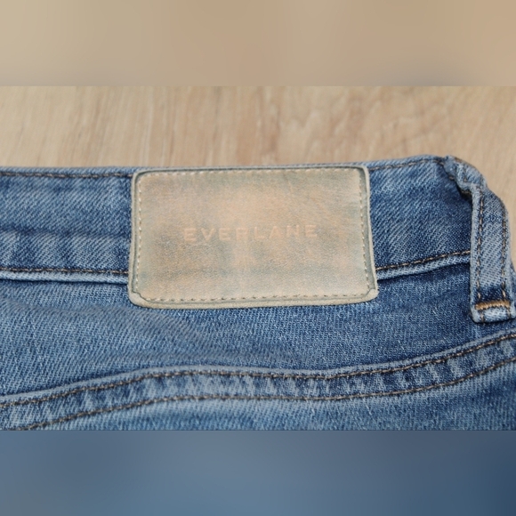 C - Everlane Cheeky Curvy Blue Jeans - Picture 9 of 9